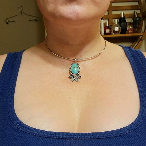 Vintage Navajo Sterling Silver & Turquoise Pendant Necklace - Picture 2 of 6